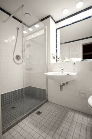 Imagen de la habitación del Hotel Am Stadtpark, Wilhelmshaven. Foto 11