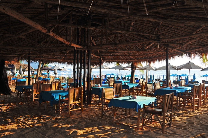 Imagen del bar/restaurante del Hotel Am Surin Place. Foto 3