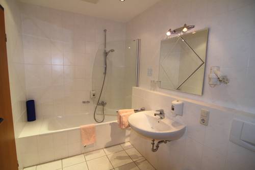 Imagen de la habitación del Hotel Am Tiergarten. Foto 15