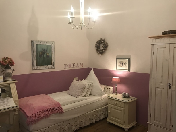Imagen de la habitación del Hotel Am Volksgarten. Foto 5