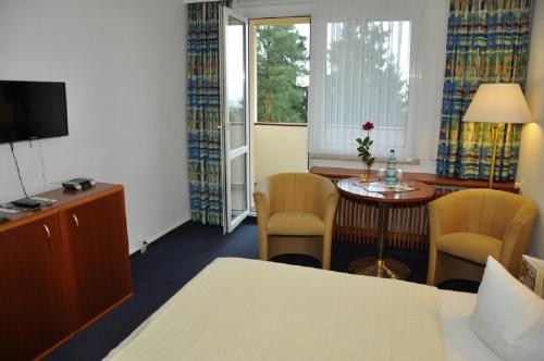 Imagen de la habitación del Hotel Am Wald, Geratal. Foto 4