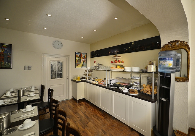 Imagen del bar/restaurante del Hotel Am Wehrhahn. Foto 2