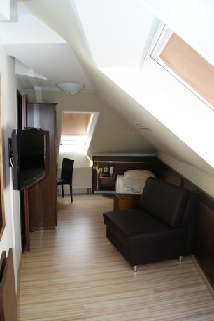 Imagen de la habitación del Hotel Am Wilhelmsplatz. Foto 11