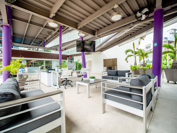 Imagen de los interiores del Hotel Am and Plaza. Foto 17