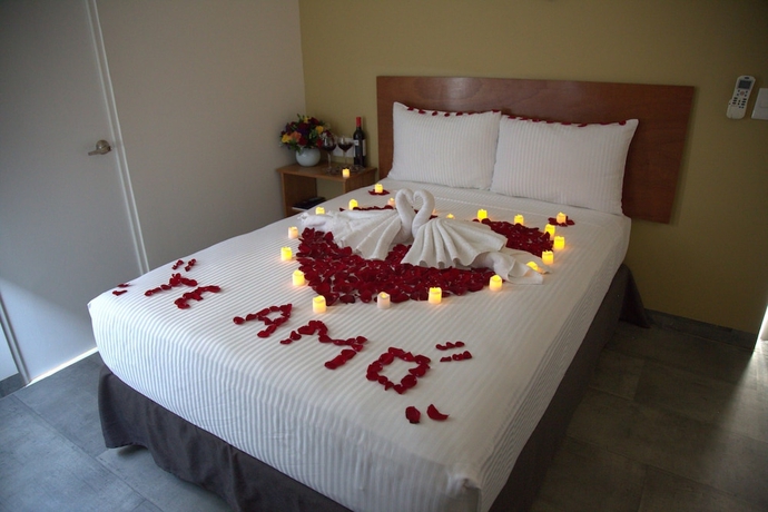 Imagen de la habitación del Hotel Am and Plaza. Foto 6