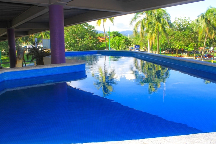 Imagen de la piscina del Hotel Am and Plaza. Foto 18