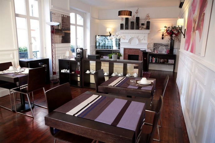 Imagen del bar/restaurante del Hotel Ama. Foto 3