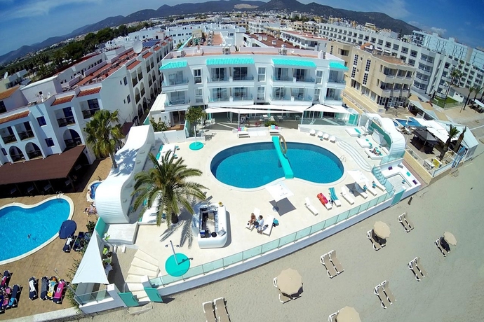 Imagen general del Hotel Ama Ibiza Suites - Adults Only. Foto 4