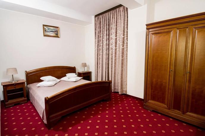 Imagen de la habitación del Hotel AmaDeus, Focsani. Foto 12