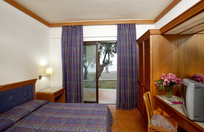 Imagen de la habitación del Hotel Amada Colossos Resort. Foto 5