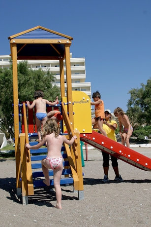 Imagen de los exteriores del Hotel Amada Colossos Resort. Foto 13