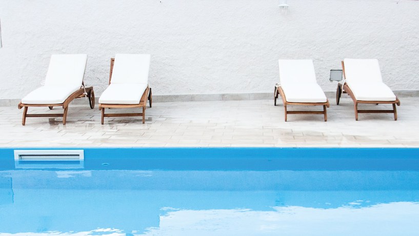 Imagen de la piscina del Hotel Amada Siracusa. Foto 17