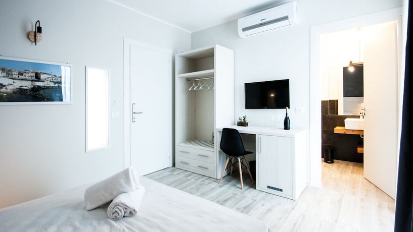 Imagen de la habitación del Hotel Amada Siracusa. Foto 9