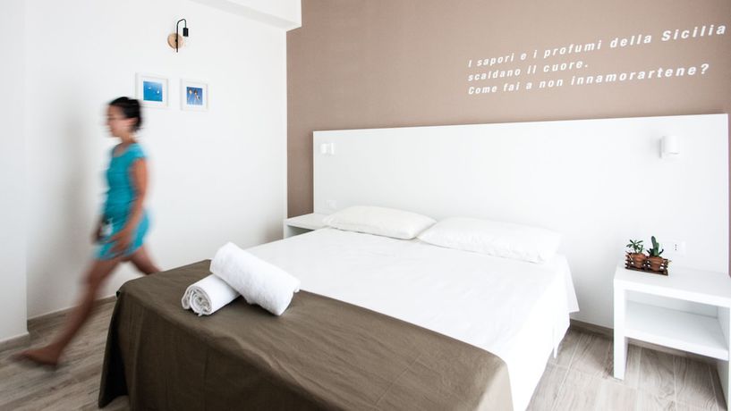 Imagen de la habitación del Hotel Amada Siracusa. Foto 11