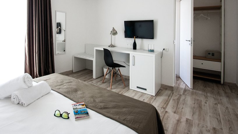 Imagen de la habitación del Hotel Amada Siracusa. Foto 12