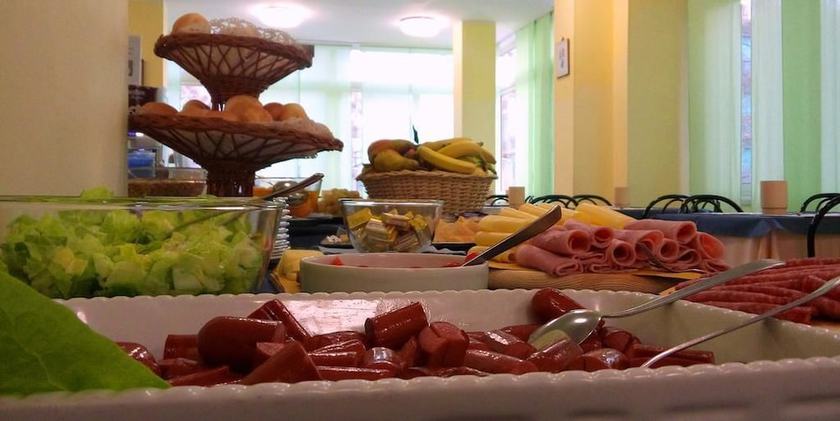 Imagen del bar/restaurante del Hotel Amadei Blumen. Foto 7