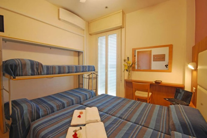 Imagen de la habitación del Hotel Amadei Figaro and Apartments. Foto 9