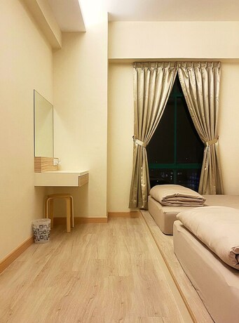 Imagen de la habitación del Hotel Amadel Residence. Foto 17