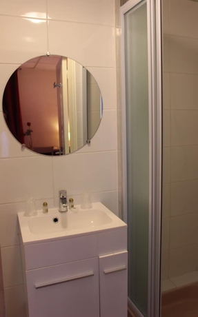 Imagen de la habitación del Hotel Amadeus, Bastille-Rep&uacute;blique. Foto 5