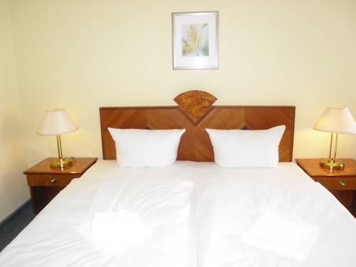 Imagen de la habitación del Hotel Amadeus Central. Foto 7