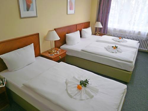 Imagen de la habitación del Hotel Amadeus Central. Foto 11