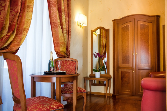 Imagen de la habitación del Hotel Amadeus, Roma. Foto 8