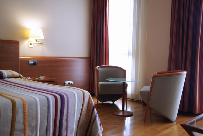 Imagen de la habitación del Hotel Amadeus, Valladolid. Foto 8