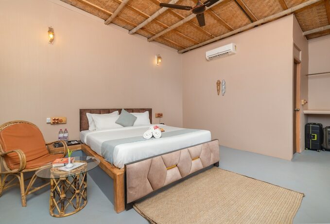 Imagen general del Hotel Amadi Beach Front Resort. Foto 2