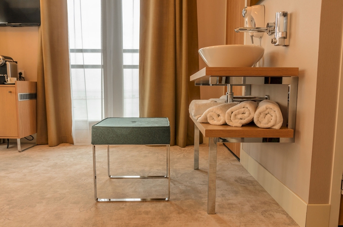 Imagen de la habitación del Hotel Amadi Panorama. Foto 15