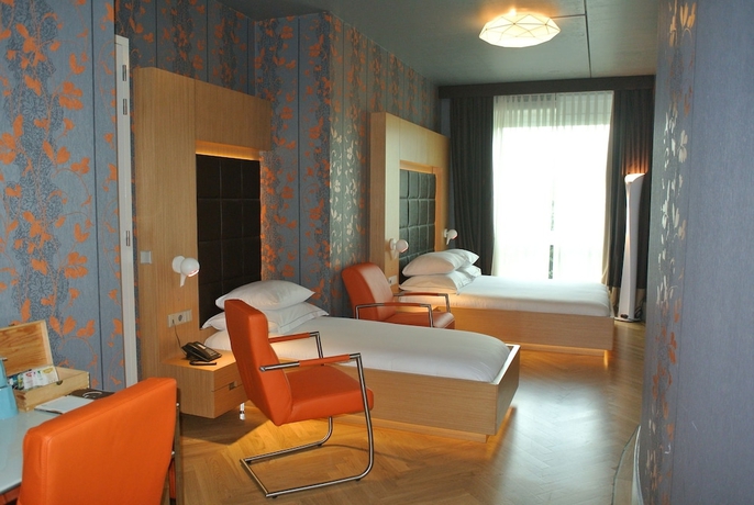Imagen de la habitación del Hotel Amadi Park. Foto 2