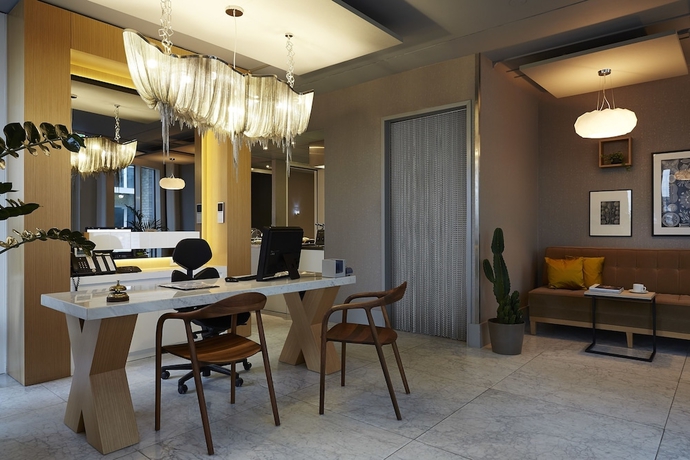 Imagen de los interiores del Hotel Amadi Park. Foto 18