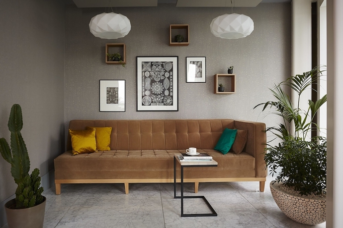 Imagen de los interiores del Hotel Amadi Park. Foto 19