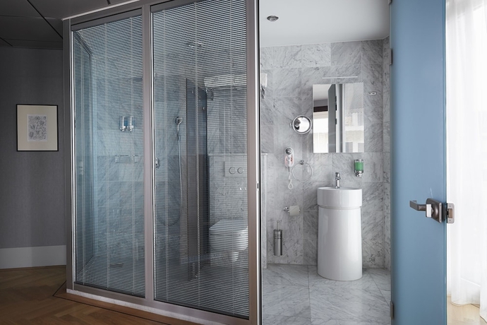 Imagen de la habitación del Hotel Amadi Park. Foto 9