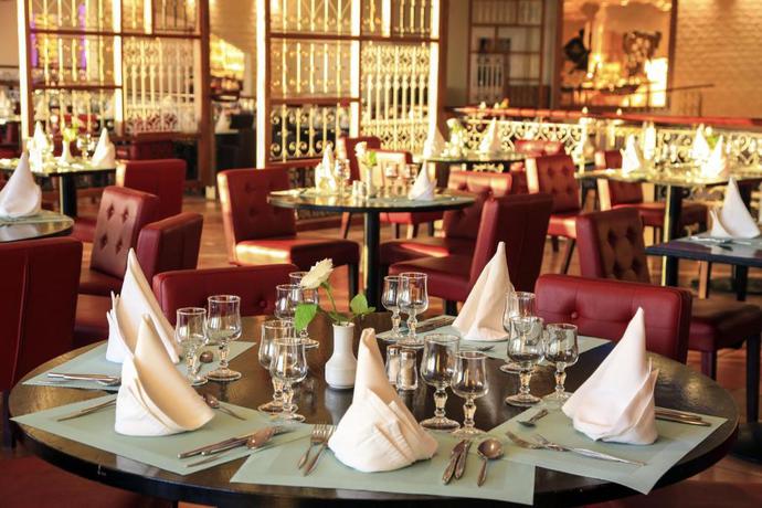 Imagen del bar/restaurante del Hotel Amadil Ocean Club. Foto 2