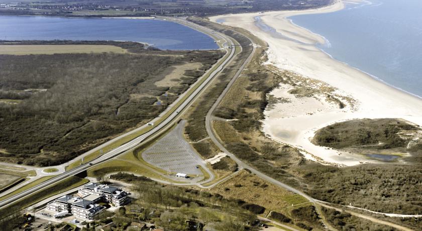 Imagen general del Hotel Amadore Grand Hotel De Kamperduinen. Foto 3