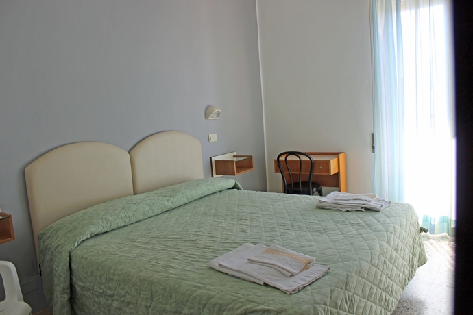 Imagen de la habitación del Hotel Amados. Foto 14