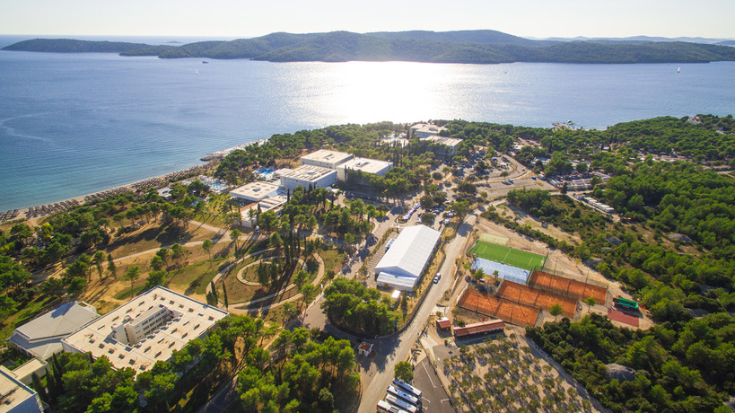 Imagen general del Hotel Amadria Park Beach Hotel Niko. Foto 7