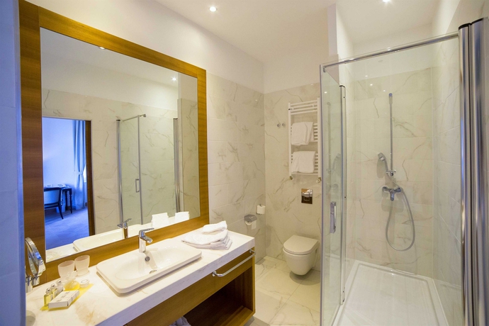 Imagen de la habitación del Hotel Amadria Park Royal. Foto 6