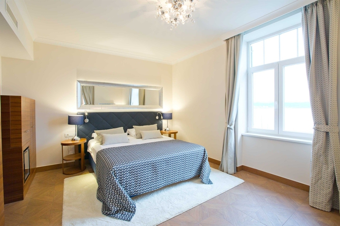 Imagen de la habitación del Hotel Amadria Park Royal. Foto 10