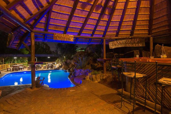 Imagen del bar/restaurante del Hotel Amadwala Lodge. Foto 3