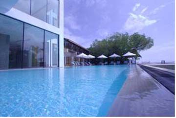 Imagen de la piscina del Hotel Amagi Aria. Foto 8