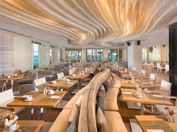 Imagen del bar/restaurante del Hotel Amàre Beach Marbella - Adults Recommended. Foto 3