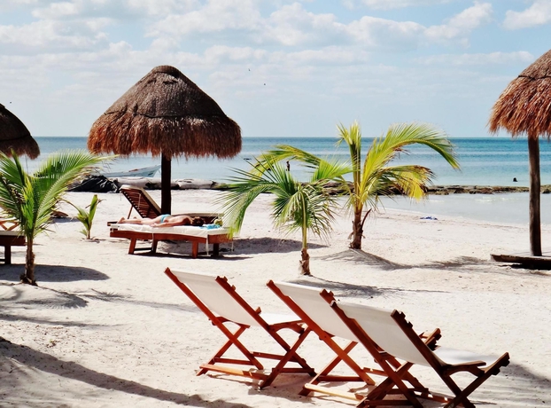 Imagen de los exteriores del Hotel Amaité Beach. Foto 7