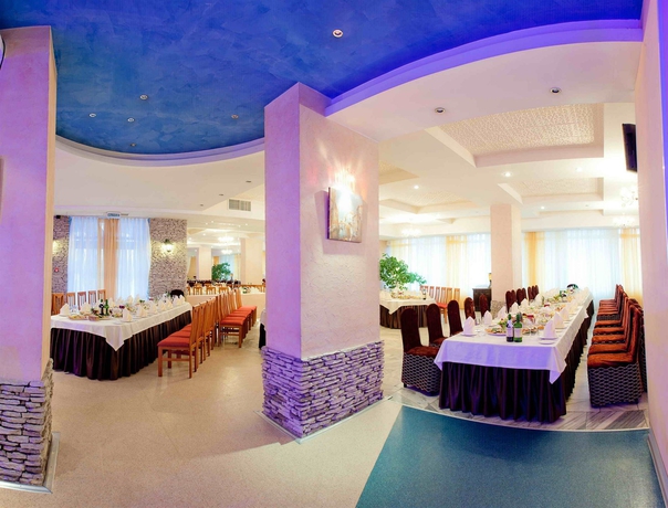 Imagen del bar/restaurante del Hotel Amaks City, Krasnoyarsk. Foto 3