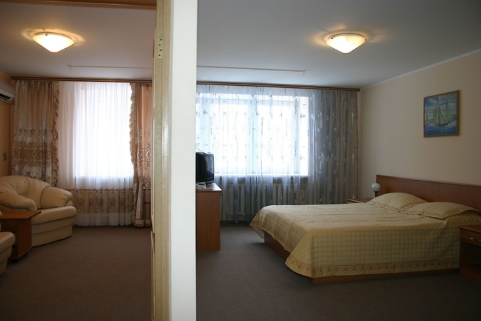 Imagen de la habitación del Hotel Amaks Yubileinaya. Foto 14