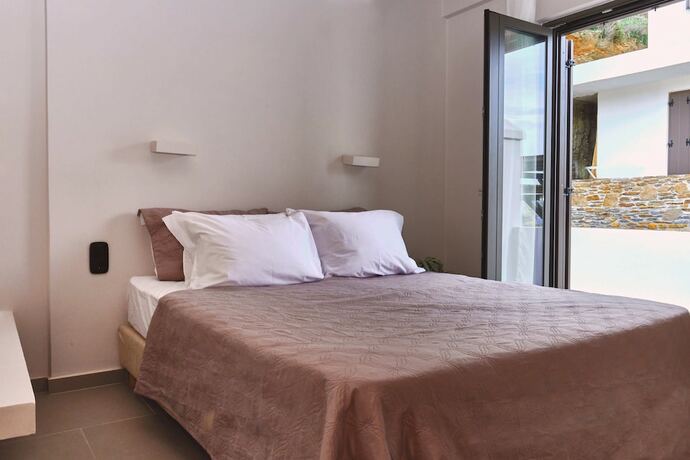 Imagen de la habitación del Hotel Amal Kythnos Suites. Foto 15