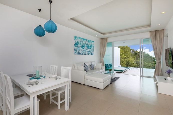 Imagen de la habitación del Hotel Amala Grand Bleu Resort Hilltops. Foto 18