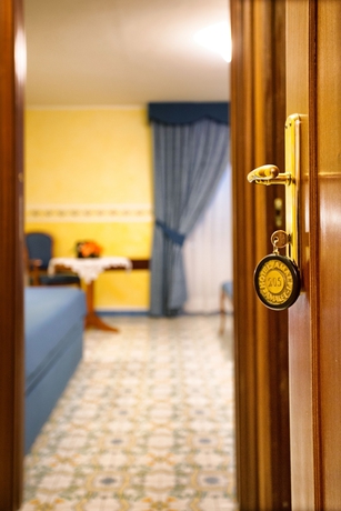 Imagen de la habitación del Hotel Amalfi, Agerola. Foto 3