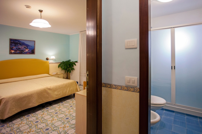 Imagen de la habitación del Hotel Amalfi, Agerola. Foto 6
