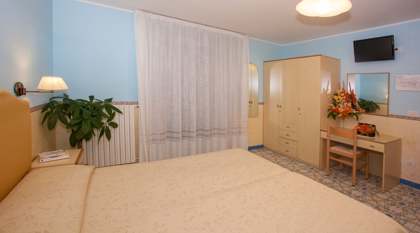 Imagen de la habitación del Hotel Amalfi, Agerola. Foto 7